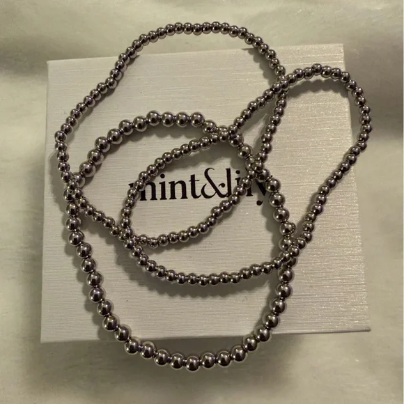 Mint & Lily Silver Beaded Bracelet Set - Picture 7 of 8